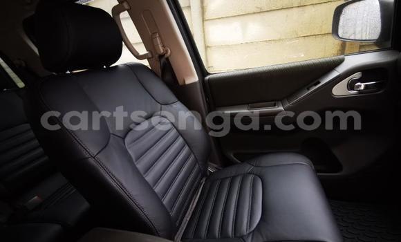 Buy Used Nissan Navara Silver Car in Ezulwini in Hhohho Buy Used Nissan Navara Silver Car in Ezulwini in Hhohho