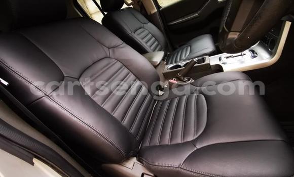 Buy Used Nissan Navara Silver Car in Ezulwini in Hhohho Buy Used Nissan Navara Silver Car in Ezulwini in Hhohho