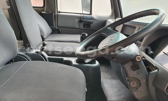 Nunua Ilio tumika Nissan UD White Lori ndani ya Bulembu nchini Hhohho Nunua Ilio tumika Nissan UD White Lori ndani ya Bulembu nchini Hhohho