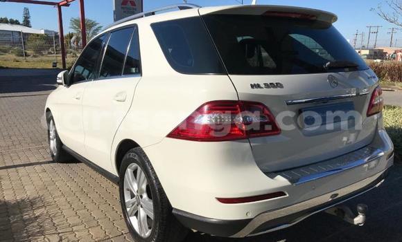 Buy Used Mercedes‒Benz AMG GLC White Car in Hluti in Shiselweni District Buy Used Mercedes‒Benz AMG GLC White Car in Hluti in Shiselweni District