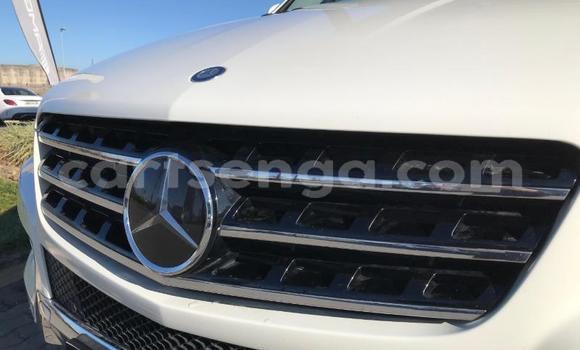 Buy Used Mercedes‒Benz AMG GLC White Car in Hluti in Shiselweni District Buy Used Mercedes‒Benz AMG GLC White Car in Hluti in Shiselweni District
