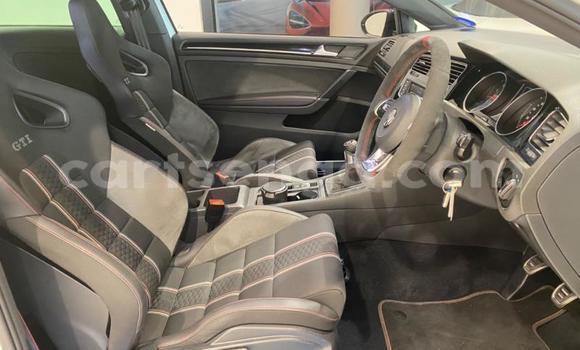 Nunua Ilio tumika Volkswagen Golf GTI White Gari ndani ya Bulembu nchini Hhohho Nunua Ilio tumika Volkswagen Golf GTI White Gari ndani ya Bulembu nchini Hhohho