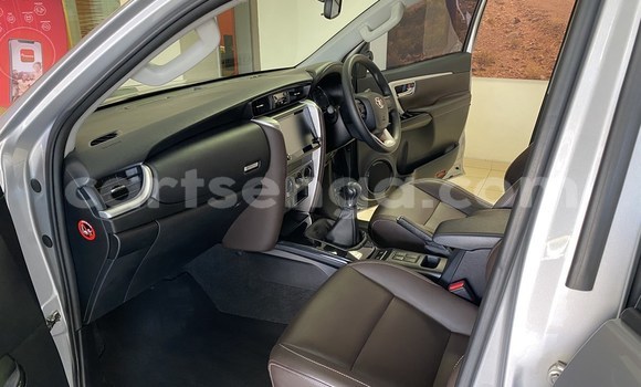 Acheter Occasion Voiture Toyota Fortuner Gris à Mbabane, Manzini Acheter Occasion Voiture Toyota Fortuner Gris à Mbabane, Manzini