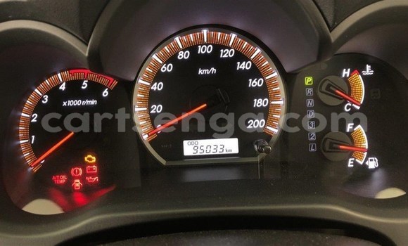 Nunua Ilio tumika Toyota Hilux White Gari ndani ya Mbabane nchini Manzini Nunua Ilio tumika Toyota Hilux White Gari ndani ya Mbabane nchini Manzini