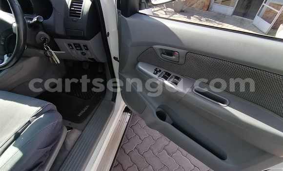 Acheter Occasion Voiture Toyota Hilux Blanc à Mbabane, Manzini Acheter Occasion Voiture Toyota Hilux Blanc à Mbabane, Manzini