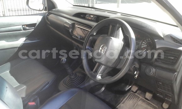 Acheter Occasion Voiture Toyota Hilux Blanc à Mbabane, Manzini Acheter Occasion Voiture Toyota Hilux Blanc à Mbabane, Manzini