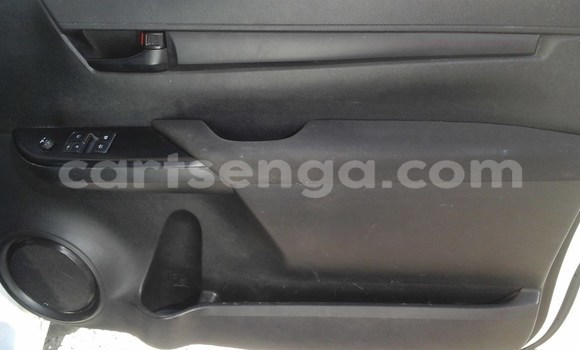 Acheter Occasion Voiture Toyota Hilux Blanc à Mbabane, Manzini Acheter Occasion Voiture Toyota Hilux Blanc à Mbabane, Manzini