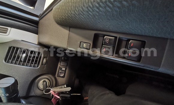 Nunua Ilio tumika Nissan Navara Silver Gari ndani ya Mbabane nchini Manzini Nunua Ilio tumika Nissan Navara Silver Gari ndani ya Mbabane nchini Manzini