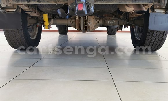 Nunua Ilio tumika Nissan Navara Silver Gari ndani ya Mbabane nchini Manzini Nunua Ilio tumika Nissan Navara Silver Gari ndani ya Mbabane nchini Manzini