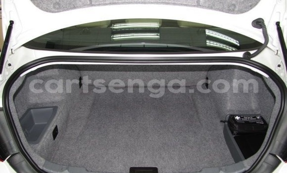 Nunua Ilio tumika BMW 3–Series White Gari ndani ya Mbabane nchini Manzini Nunua Ilio tumika BMW 3–Series White Gari ndani ya Mbabane nchini Manzini