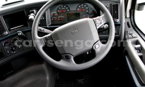 Nunua Ilio tumika Volvo F4 White Lori ndani ya Manzini nchini Manzini Nunua Ilio tumika Volvo F4 White Lori ndani ya Manzini nchini Manzini