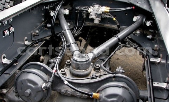 Nunua Ilio tumika Volvo F4 White Lori ndani ya Manzini nchini Manzini Nunua Ilio tumika Volvo F4 White Lori ndani ya Manzini nchini Manzini