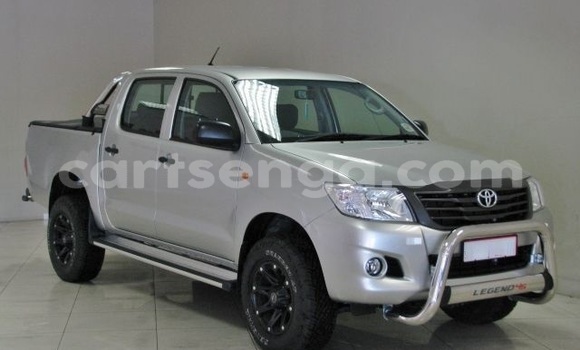 Nunua Ilio tumika Toyota Hilux Silver Gari ndani ya Mbabane nchini Manzini