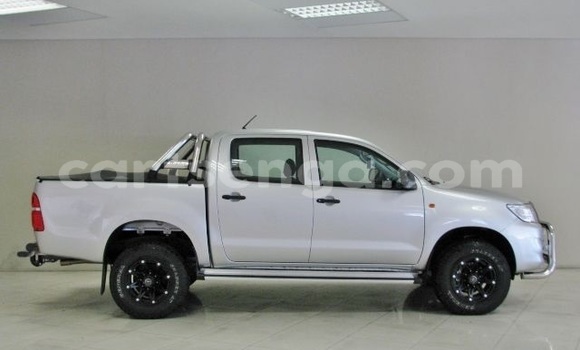 Nunua Ilio tumika Toyota Hilux Silver Gari ndani ya Mbabane nchini Manzini Nunua Ilio tumika Toyota Hilux Silver Gari ndani ya Mbabane nchini Manzini