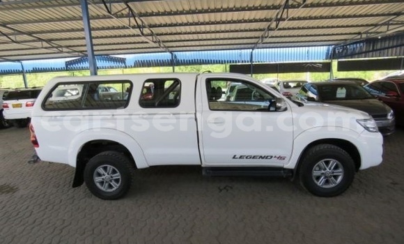 Acheter Occasion Voiture Toyota Hilux Blanc à Mbabane, Manzini Acheter Occasion Voiture Toyota Hilux Blanc à Mbabane, Manzini