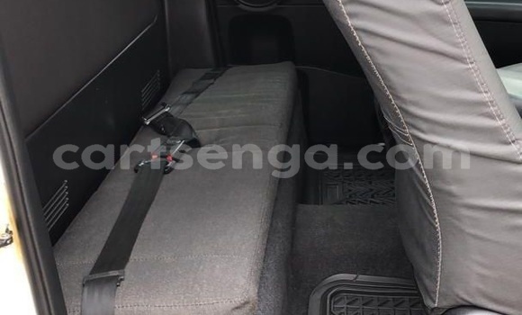 Nunua Ilio tumika Toyota Hilux White Gari ndani ya Mbabane nchini Manzini Nunua Ilio tumika Toyota Hilux White Gari ndani ya Mbabane nchini Manzini