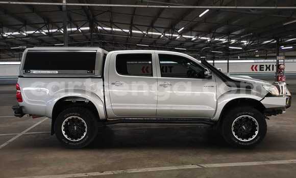 Nunua Ilio tumika Toyota Hilux Silver Gari ndani ya Mbabane nchini Manzini Nunua Ilio tumika Toyota Hilux Silver Gari ndani ya Mbabane nchini Manzini