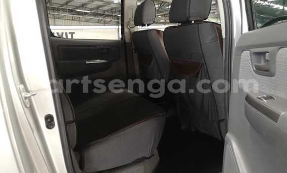 Nunua Ilio tumika Toyota Hilux Silver Gari ndani ya Mbabane nchini Manzini Nunua Ilio tumika Toyota Hilux Silver Gari ndani ya Mbabane nchini Manzini