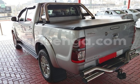 Acheter Occasion Voiture Toyota Hilux Gris à Mbabane, Manzini Acheter Occasion Voiture Toyota Hilux Gris à Mbabane, Manzini