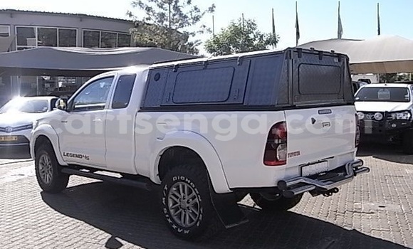 Nunua Ilio tumika Toyota Hilux White Gari ndani ya Mbabane nchini Manzini Nunua Ilio tumika Toyota Hilux White Gari ndani ya Mbabane nchini Manzini