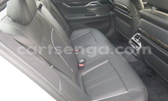 Buy Used BMW 7er White Car in Big Bend in Lubombo District Buy Used BMW 7er White Car in Big Bend in Lubombo District