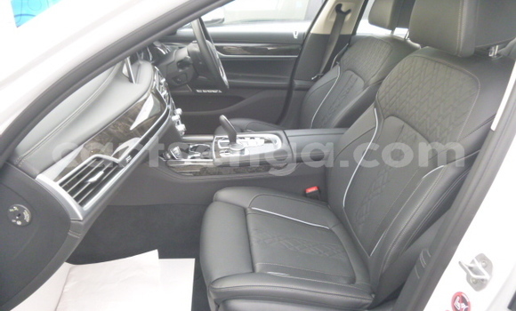 Buy Used BMW 7er White Car in Big Bend in Lubombo District Buy Used BMW 7er White Car in Big Bend in Lubombo District