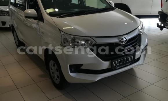 Nunua Ilio tumika Toyota Avanza White Gari ndani ya Manzini nchini Manzini Nunua Ilio tumika Toyota Avanza White Gari ndani ya Manzini nchini Manzini