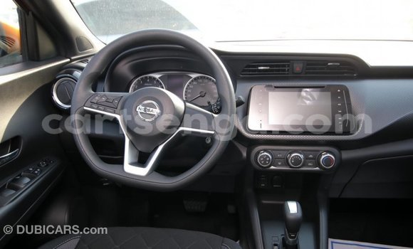 Buy Import Nissan Evalia Other Truck in Import - Dubai in Hhohho Buy Import Nissan Evalia Other Truck in Import - Dubai in Hhohho
