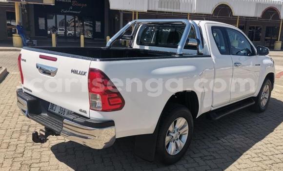 Acheter Occasion Voiture Toyota Hilux Blanc à Ezulwini, Hhohho Acheter Occasion Voiture Toyota Hilux Blanc à Ezulwini, Hhohho