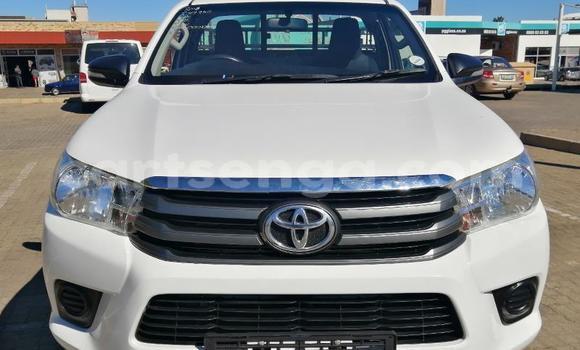 Acheter Occasion Voiture Toyota Hilux Blanc à Bulembu, Hhohho Acheter Occasion Voiture Toyota Hilux Blanc à Bulembu, Hhohho