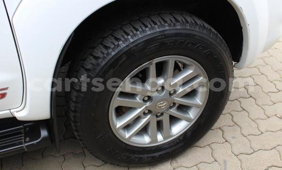 Buy Used Toyota Hilux White Car in Ezulwini in Hhohho Buy Used Toyota Hilux White Car in Ezulwini in Hhohho