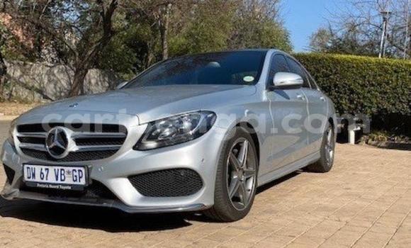 Nunua Ilio tumika Mercedes‒Benz C–Class Silver Gari ndani ya Ezulwini nchini Hhohho Nunua Ilio tumika Mercedes‒Benz C–Class Silver Gari ndani ya Ezulwini nchini Hhohho
