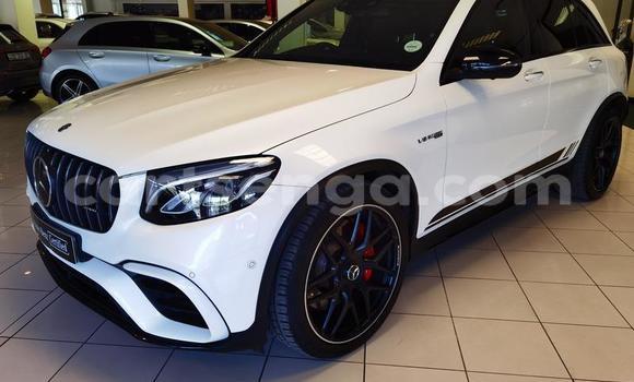 Nunua Ilio tumika Mercedes‒Benz AMG GLC Coupe White Gari ndani ya Ezulwini nchini Hhohho