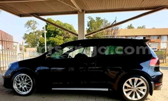 Buy Used Volkswagen Golf GTI Black Car in Ezulwini in Hhohho Buy Used Volkswagen Golf GTI Black Car in Ezulwini in Hhohho