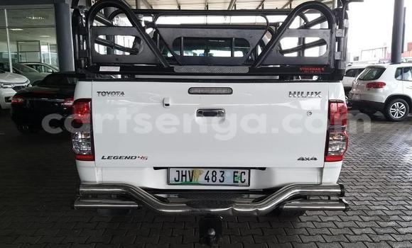 Buy Used Toyota Hilux White Car in Mbabane in Manzini Buy Used Toyota Hilux White Car in Mbabane in Manzini