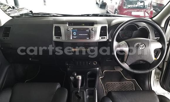 Buy Used Toyota Hilux White Car in Mbabane in Manzini Buy Used Toyota Hilux White Car in Mbabane in Manzini