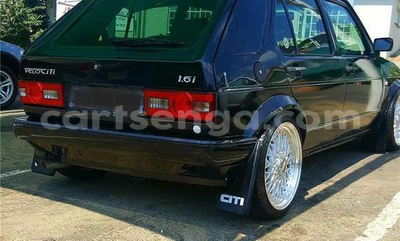 Buy Used Volkswagen Golf Black Car in Ezulwini in Hhohho Buy Used Volkswagen Golf Black Car in Ezulwini in Hhohho