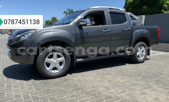 Acheter Occasion Voiture Isuzu KB Gris à Mbabane, Manzini Acheter Occasion Voiture Isuzu KB Gris à Mbabane, Manzini