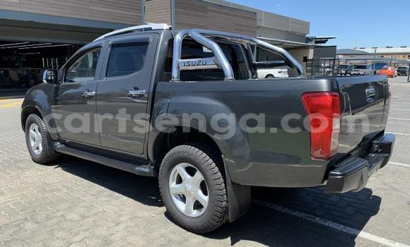 Acheter Occasion Voiture Isuzu KB Gris à Mbabane, Manzini Acheter Occasion Voiture Isuzu KB Gris à Mbabane, Manzini