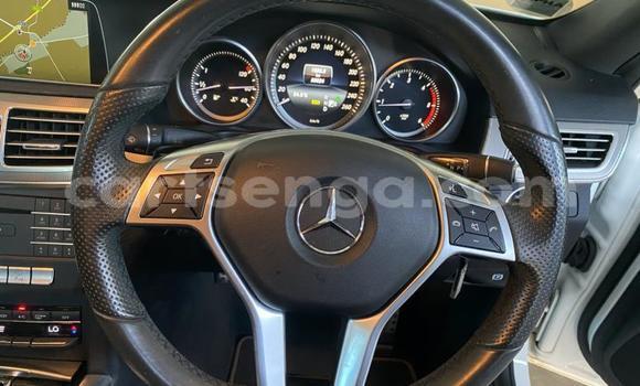 Buy Used Mercedes‒Benz E–Class White Car in Big Bend in Lubombo Buy Used Mercedes‒Benz E–Class White Car in Big Bend in Lubombo