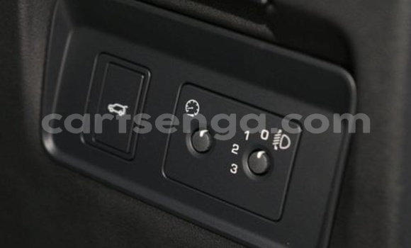Acheter Occasion Voiture Land Rover Discovery Sport Blanc à Manzini, Manzini Acheter Occasion Voiture Land Rover Discovery Sport Blanc à Manzini, Manzini