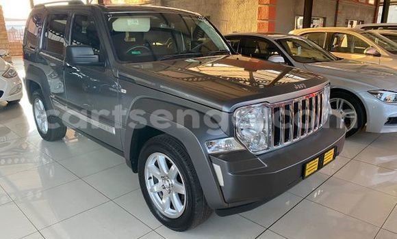 Nunua Ilio tumika Jeep Cherokee Silver Gari ndani ya Manzini nchini Manzini Nunua Ilio tumika Jeep Cherokee Silver Gari ndani ya Manzini nchini Manzini