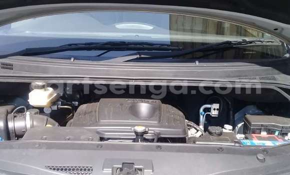 Buy Used Hyundai H1 Silver Car in Bulembu in Hhohho Buy Used Hyundai H1 Silver Car in Bulembu in Hhohho