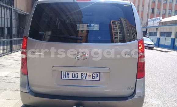 Buy Used Hyundai H1 Silver Car in Bulembu in Hhohho Buy Used Hyundai H1 Silver Car in Bulembu in Hhohho