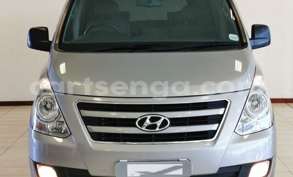 Buy Used Hyundai H1 Silver Car in Manzini in Manzini Buy Used Hyundai H1 Silver Car in Manzini in Manzini