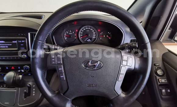 Buy Used Hyundai H1 Silver Car in Manzini in Manzini Buy Used Hyundai H1 Silver Car in Manzini in Manzini