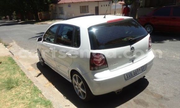 Buy Used Volkswagen Polo White Car in Ezulwini in Hhohho Buy Used Volkswagen Polo White Car in Ezulwini in Hhohho