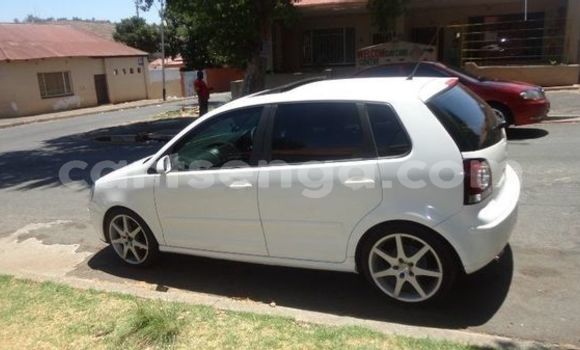 Buy Used Volkswagen Polo White Car in Ezulwini in Hhohho Buy Used Volkswagen Polo White Car in Ezulwini in Hhohho