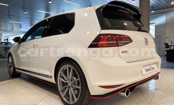 Nunua Ilio tumika Volkswagen Golf GTI White Gari ndani ya Manzini nchini Manzini Nunua Ilio tumika Volkswagen Golf GTI White Gari ndani ya Manzini nchini Manzini
