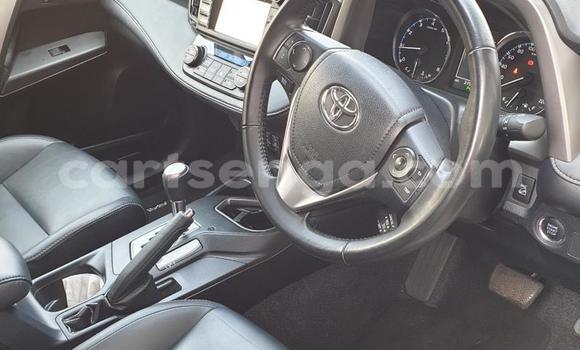 Buy Used Toyota RAV4 White Car in Manzini in Manzini Buy Used Toyota RAV4 White Car in Manzini in Manzini